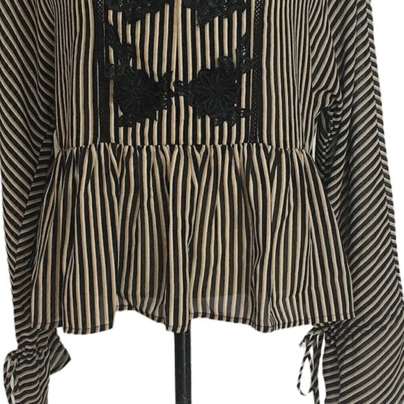 Everly Black, Tan, and Cream Striped Crochet Detail Top Size S - Picture 4 of 5
